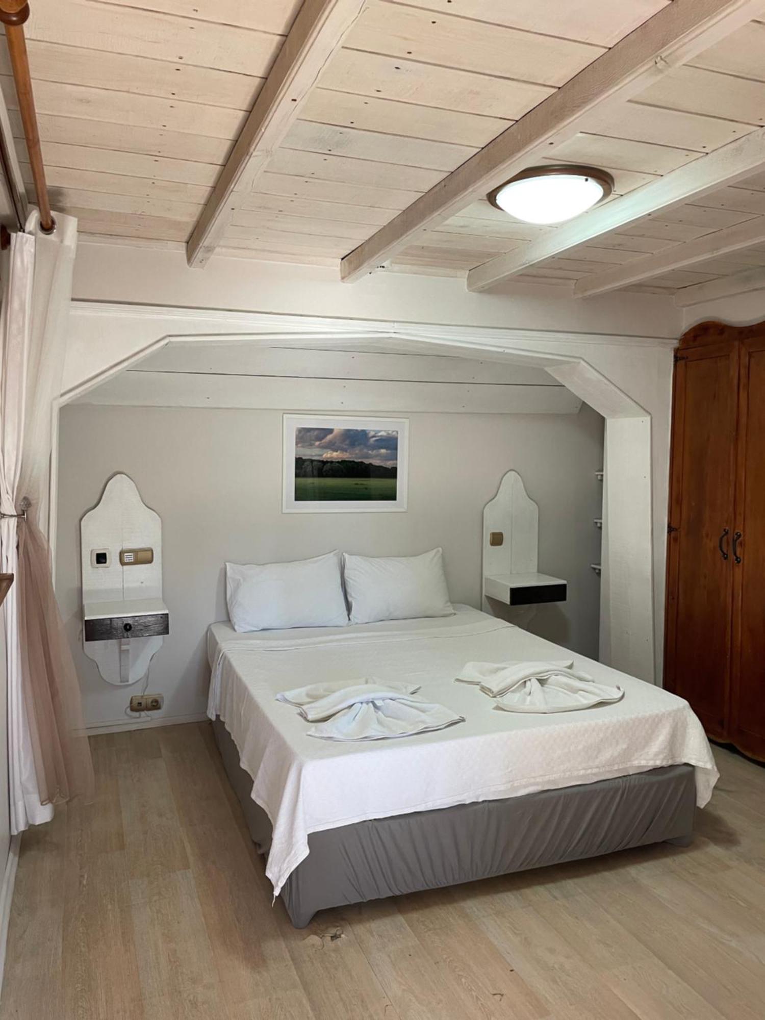 Ata Boutique Hotel Çeşme Esterno foto
