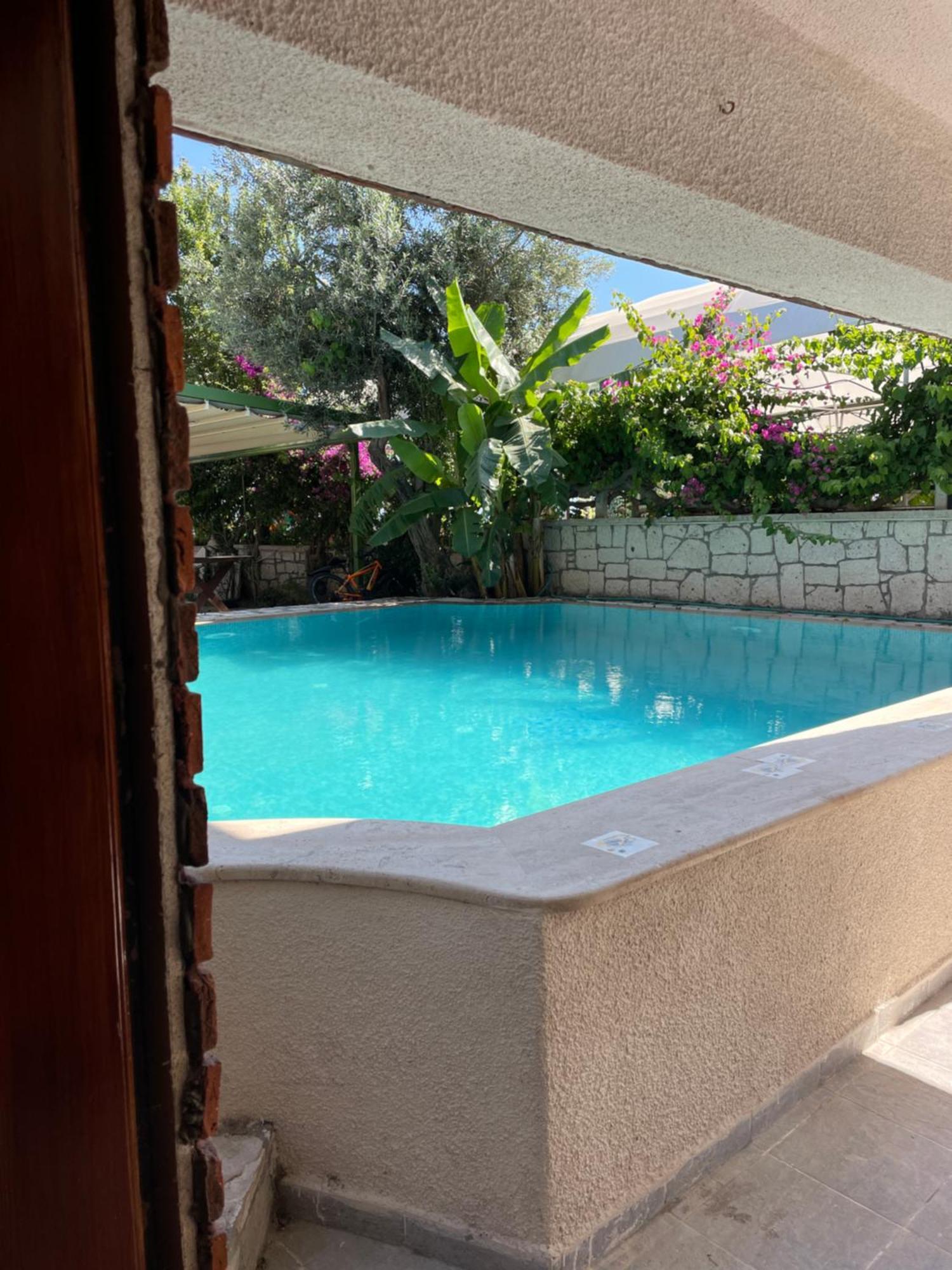 Ata Boutique Hotel Çeşme Esterno foto